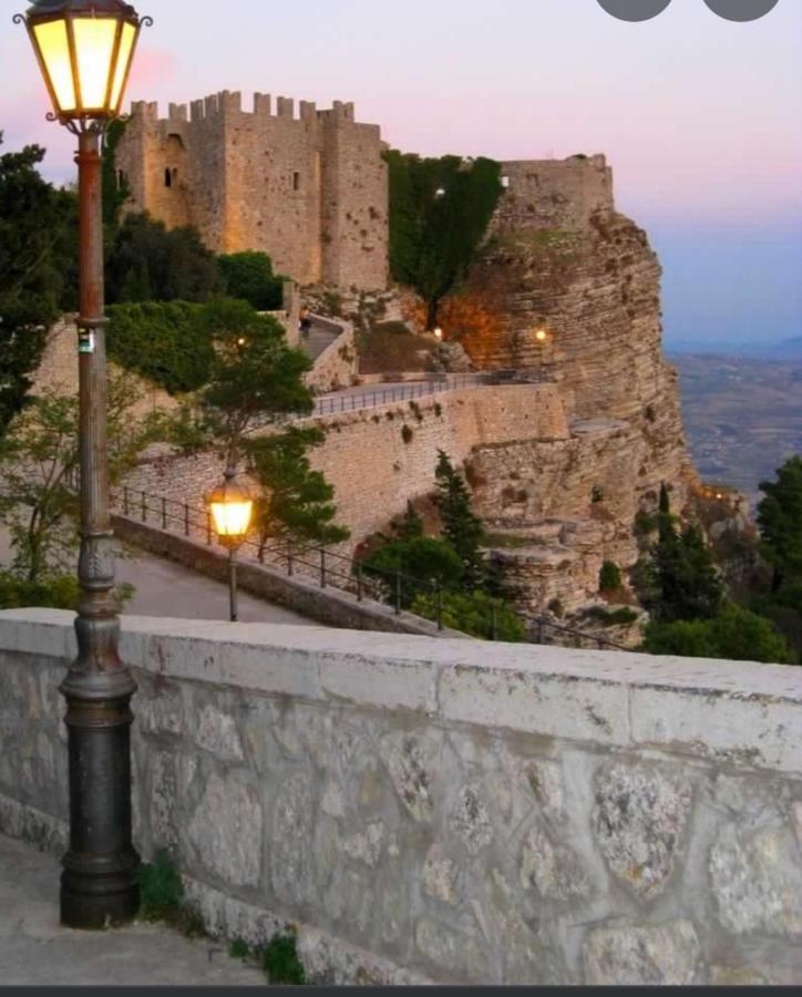 Casa Vacanze Dorotea Villa Valderice Luaran gambar